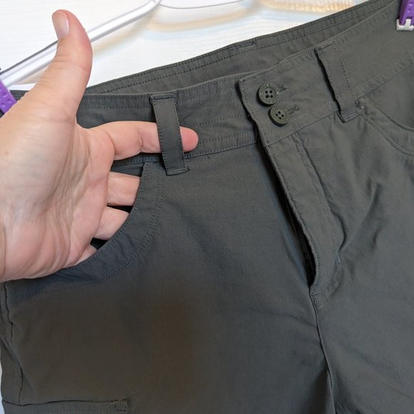 Eddie Bauer Cargo Travel / Golf / Hiking Shorts | 8 | OLIVE | EUC | 5.5" Inseam - Picture 2 of 7